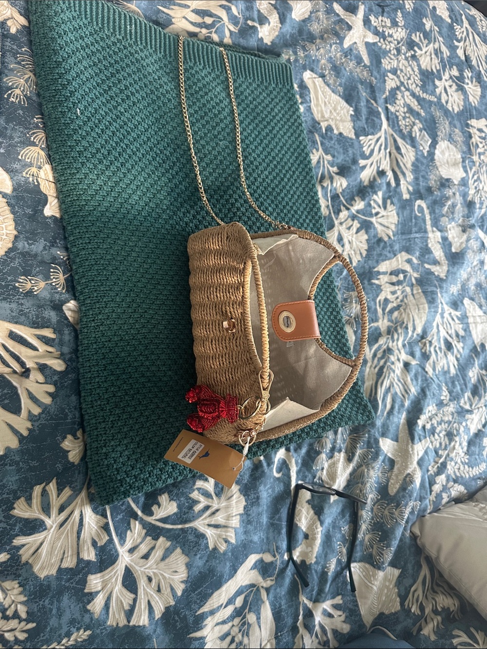 Tommy Bahama Woven Straw Satchel with Gold Chain and Red Beaded Charm - Picture 4 of 7